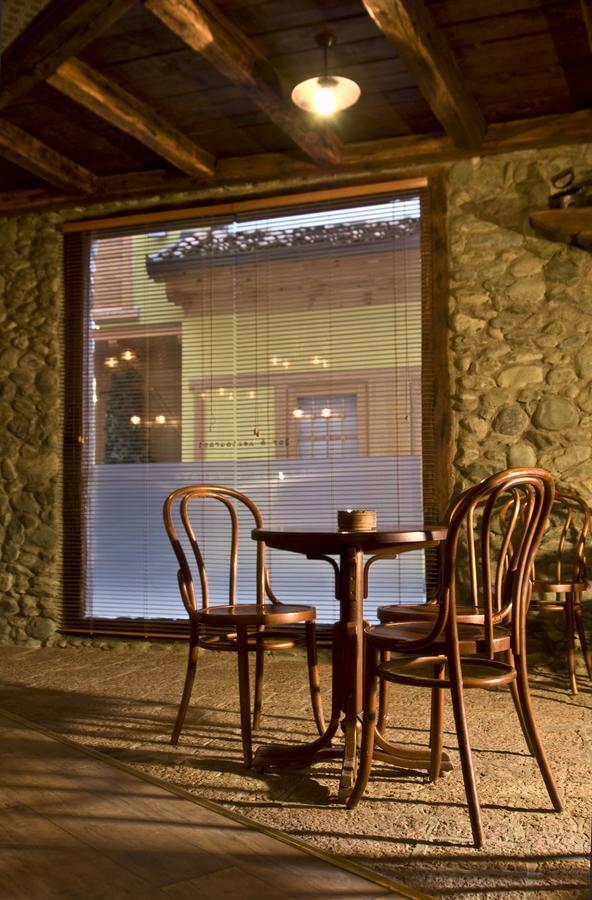 Hotel Carshia E Jupave Gjakova Buitenkant foto