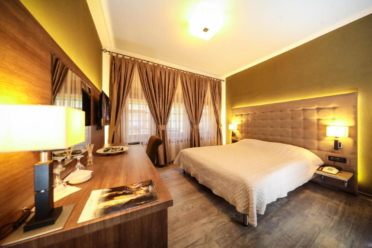Hotel Carshia E Jupave Gjakova Buitenkant foto